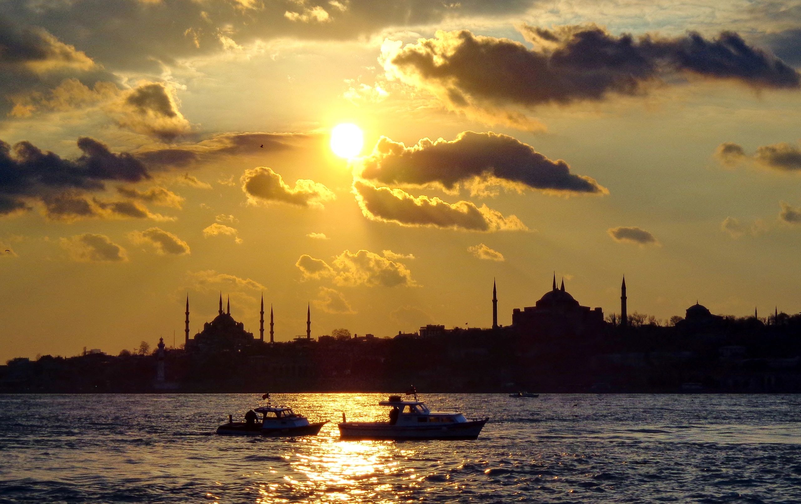 Silhouette of Istanbul Old City at sunset